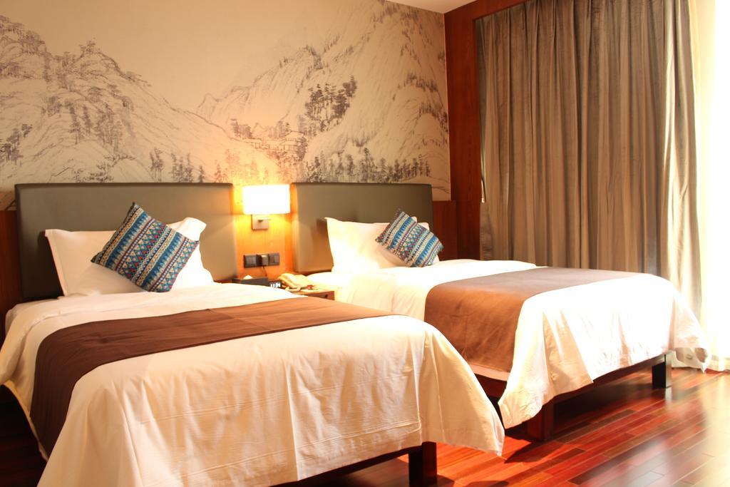 นาราดา บูทีค โฮเต็ล Hotel Deqing ห้อง รูปภาพ